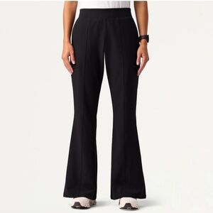 Jaanuu Harper Slim High Waisted Scrub Pant - Black